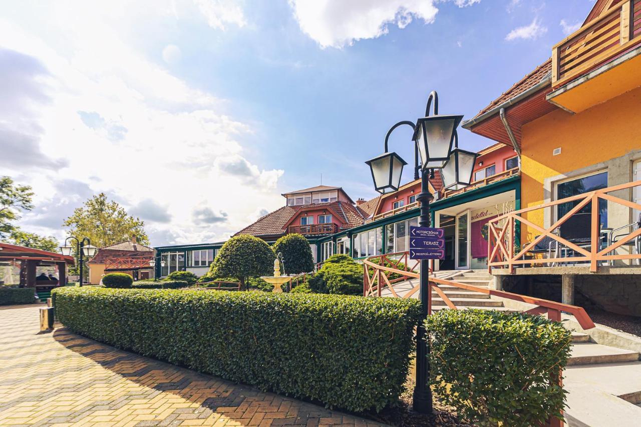Martoni Resort & Restaurant Szigetszentmárton المظهر الخارجي الصورة
